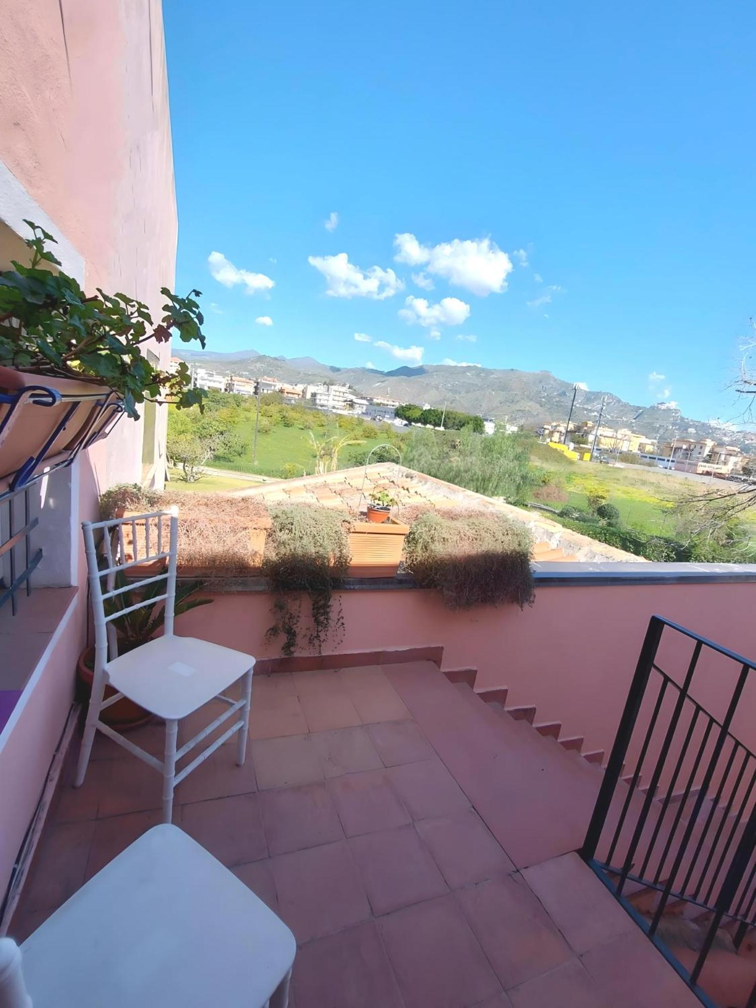 Villa Nadira Giardini Naxos Luaran gambar